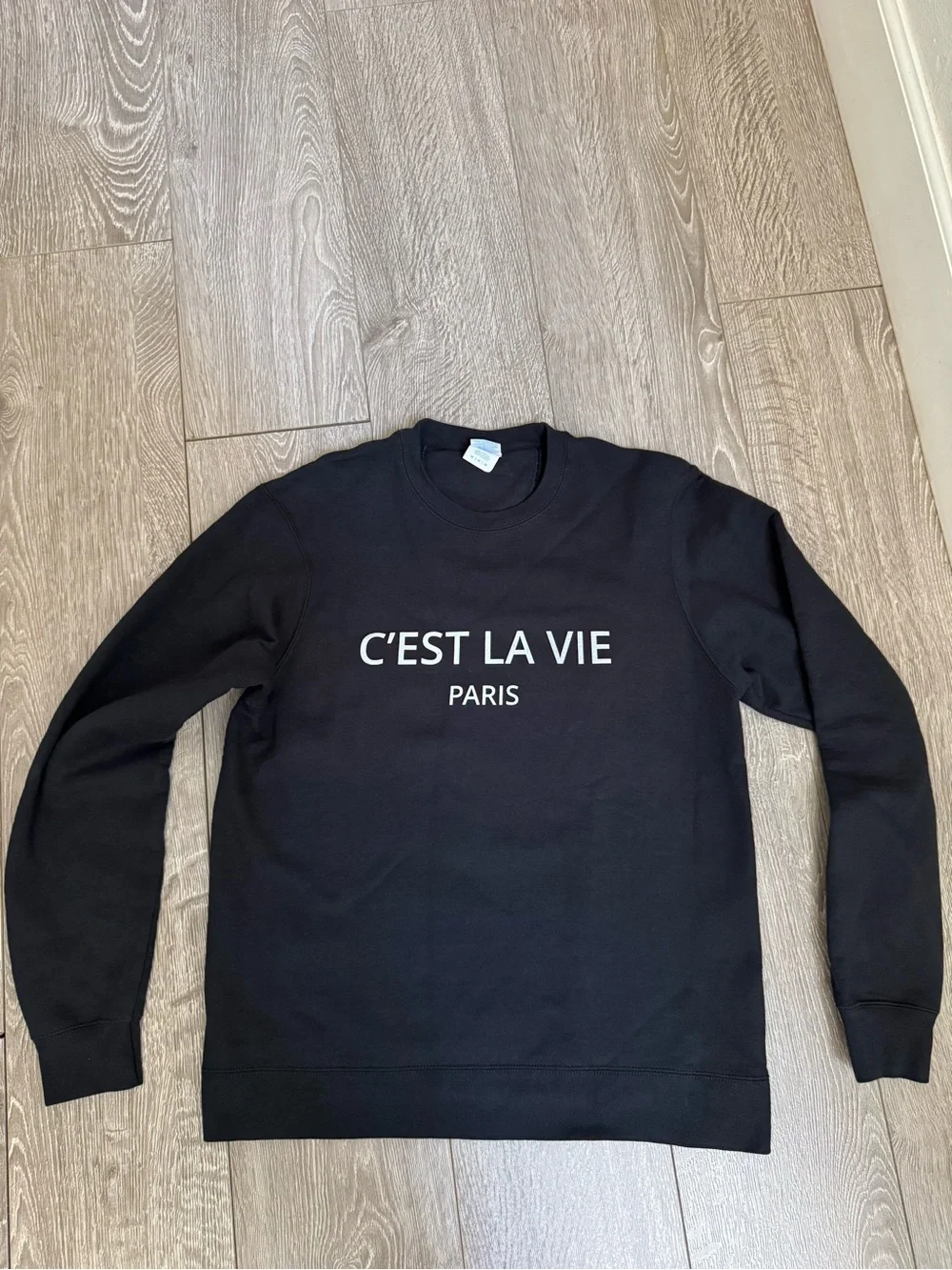 C'EST LA VIE Paris Men's Black‎ Crewneck Sweater Cozy Comfort Logo Classic
